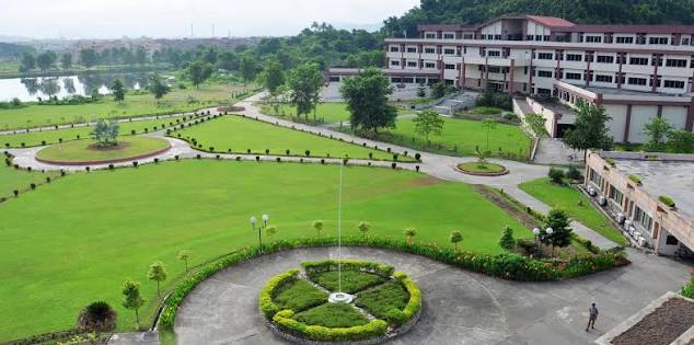 IIM Guwahati – Faculty Recruitment (Professors, Associate & Assistant Professors, 2026)