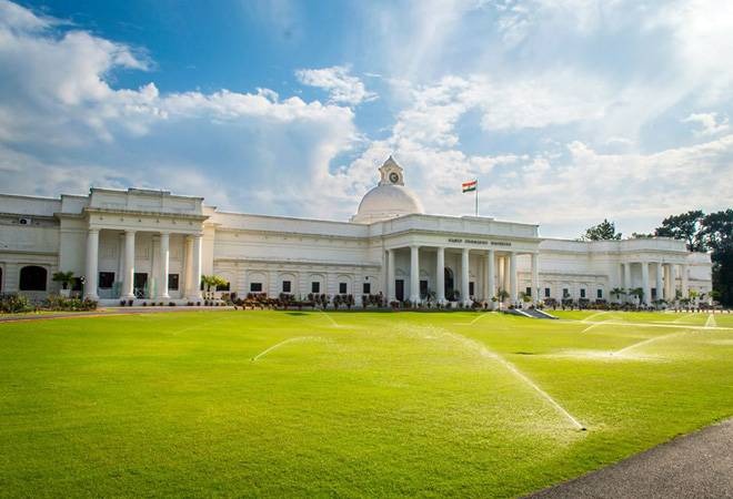IIT Roorkee Recruitment 2026: Research Associate Vacancy Under National Quantum Mission Project