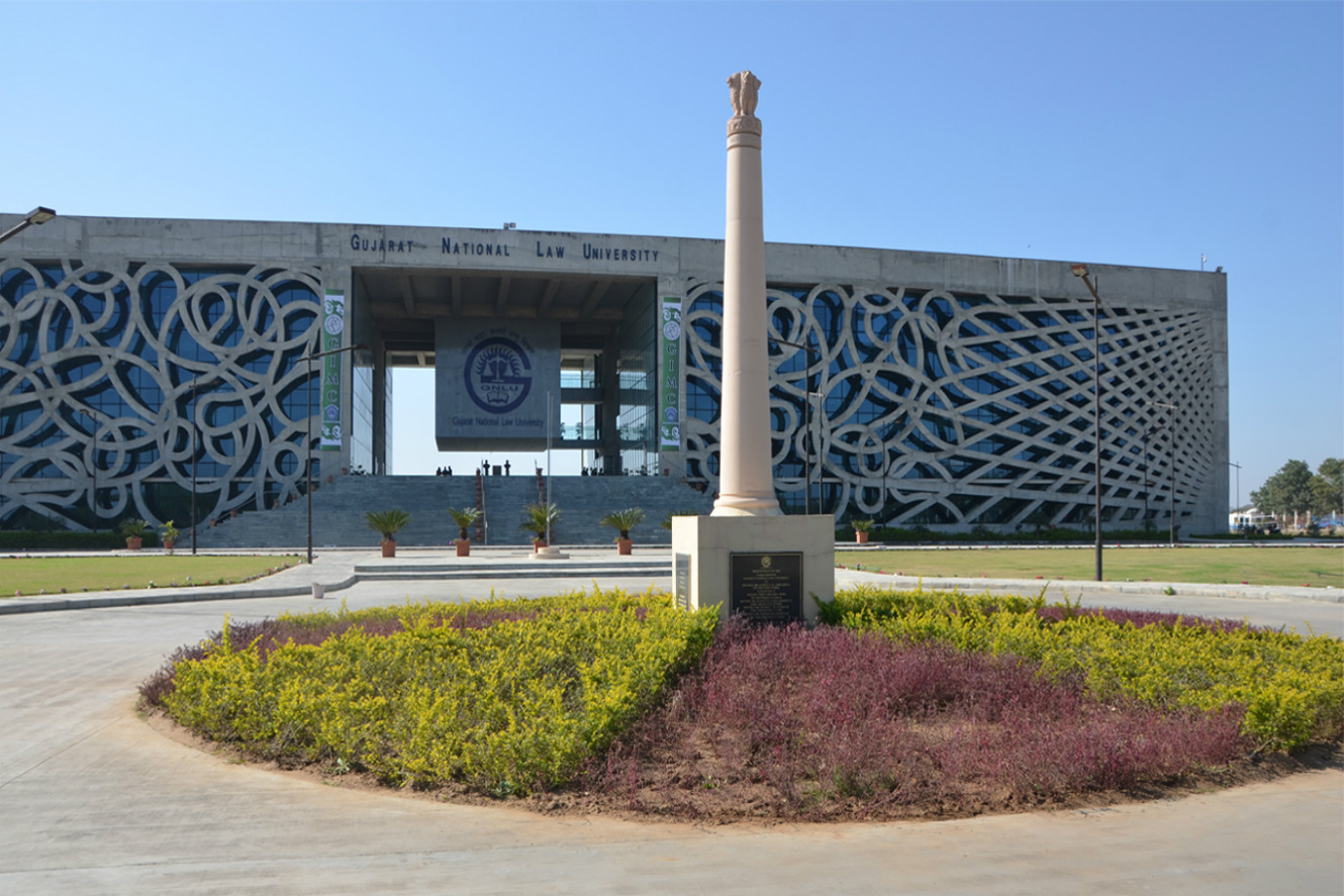 GNLU Library Staff Recruitment 2026 – Walk-In Interview for 06 Posts