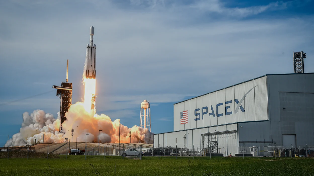 SpaceX Fall 2026 Graduate Engineer Internship / Co-op Program | Engineering Opportunities in the United States