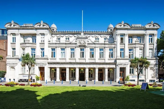Queen Mary University of London Postdoctoral Research Associate in Waste Derived Sodium-Ion Battery Materials | Research Job in UK